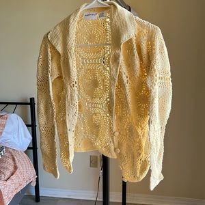 A cute cover up smoke free home size small
